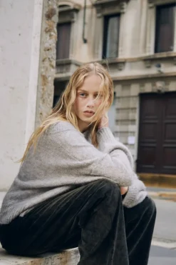 Maglia Scollo V In Mohair