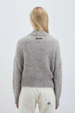 Maglia Scollo V In Mohair