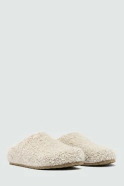 Sleepers In Lana Boucle