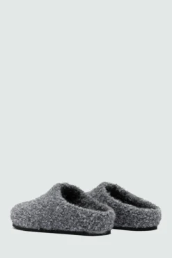 Sleepers In Lana Boucle